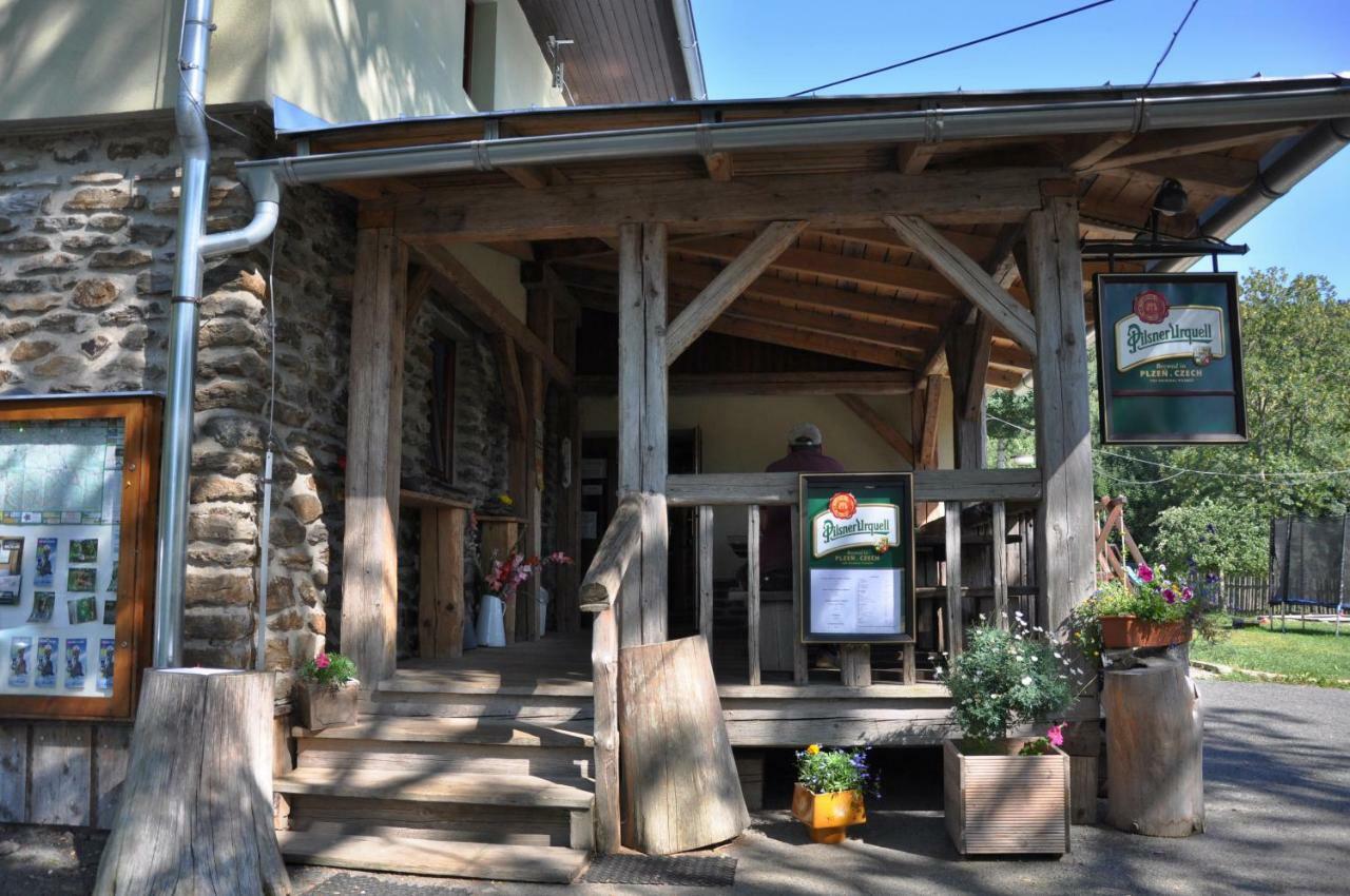 Penzion Pohádka Hojsova Stráž Esterno foto
